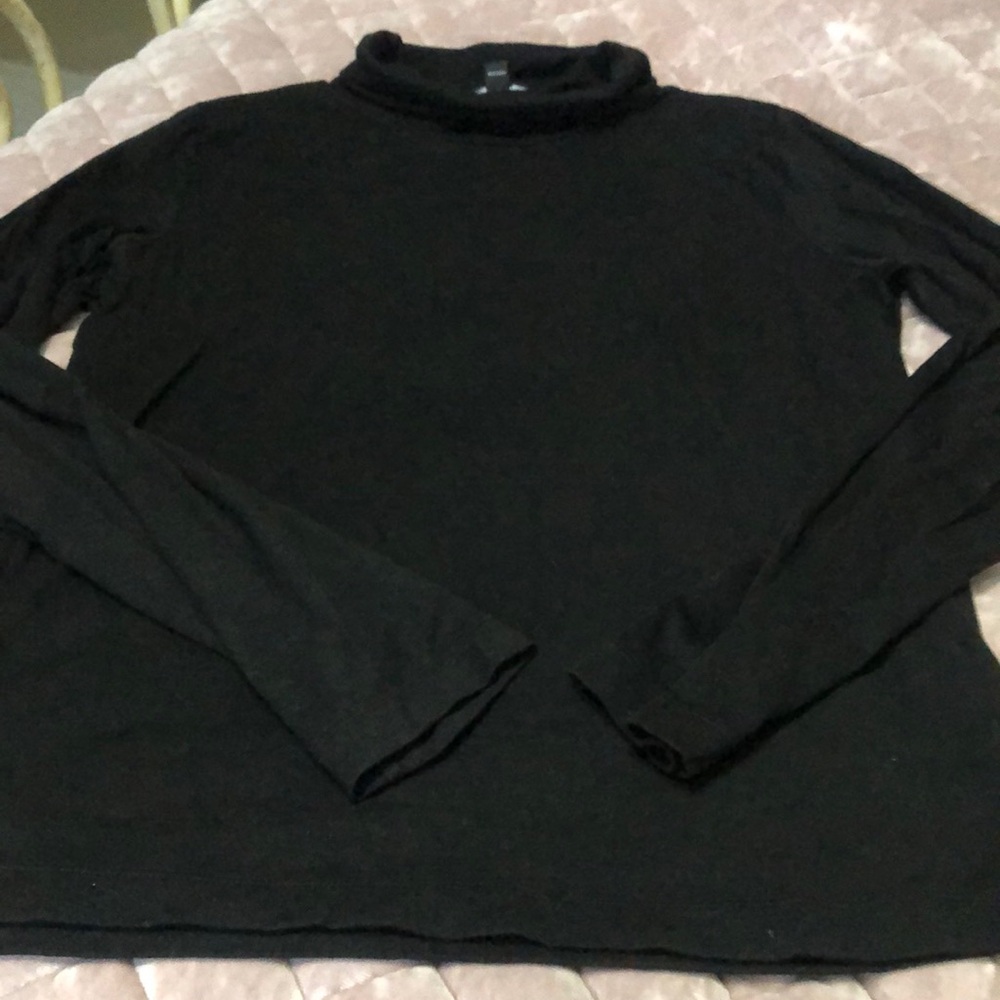 Final price🙏🏻James perse turtleneck